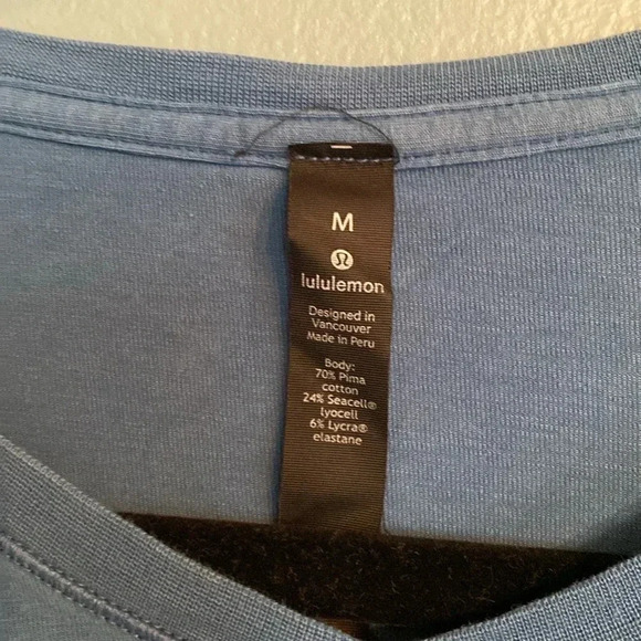 Lululemon blue v neck t-shirt size medium - Picture 2 of 5